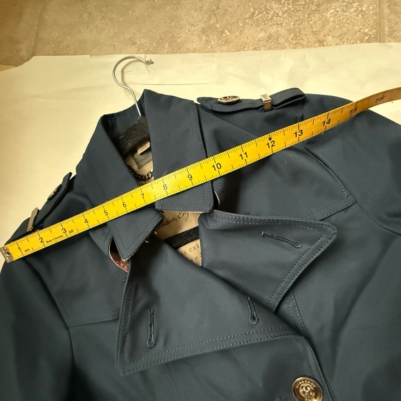 Burberry Women's Classic Blue Trench Coat - Picture 8 of 12